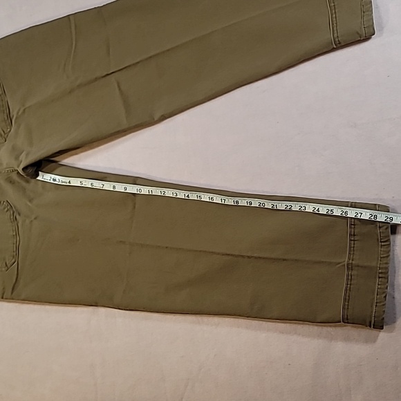 0818. EUC ~ Eddie Bauer ~ 98% Cotton ~ 2% Spandex ~ Reinforced Pockets & Hem ~ - Picture 12 of 14